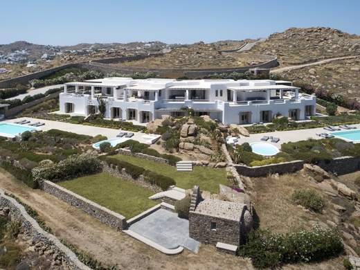 32 Guest Paradise Retreat