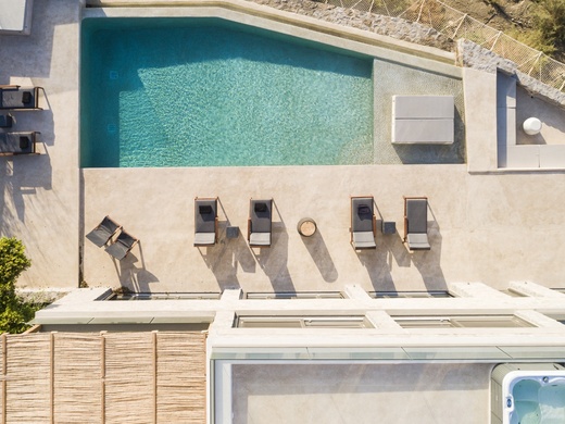 Aleomandra Sea Front